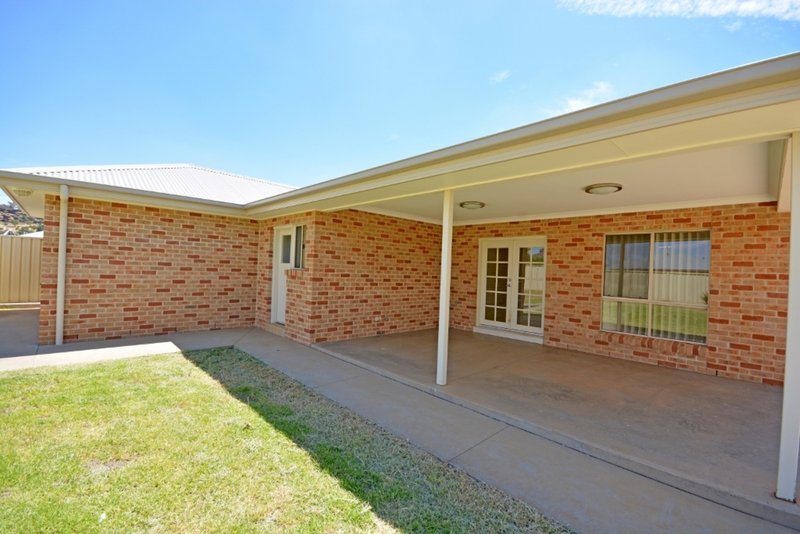 Photo - 10 Bucello Street, Griffith NSW 2680 - Image 19