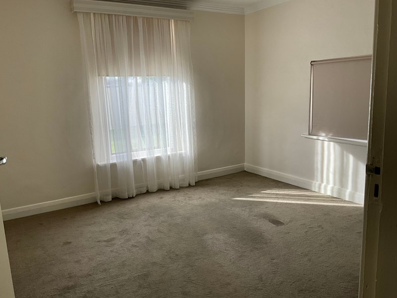 Photo - 10 Buckingham Avenue, Fulham Gardens SA 5024 - Image 12