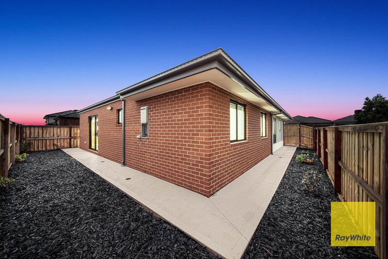 Photo - 10 Bulbine Street, Tarneit VIC 3029 - Image 26