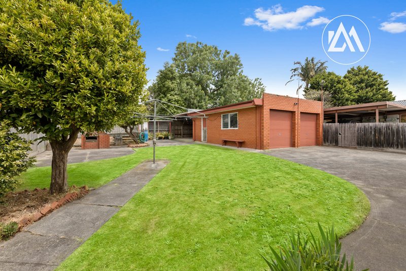 Photo - 10 Burleigh Court, Frankston VIC 3199 - Image 13