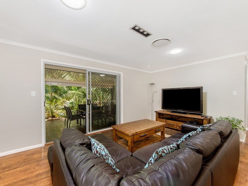 Photo - 10 Burley Griffin Drive, Maudsland QLD 4210 - Image 10