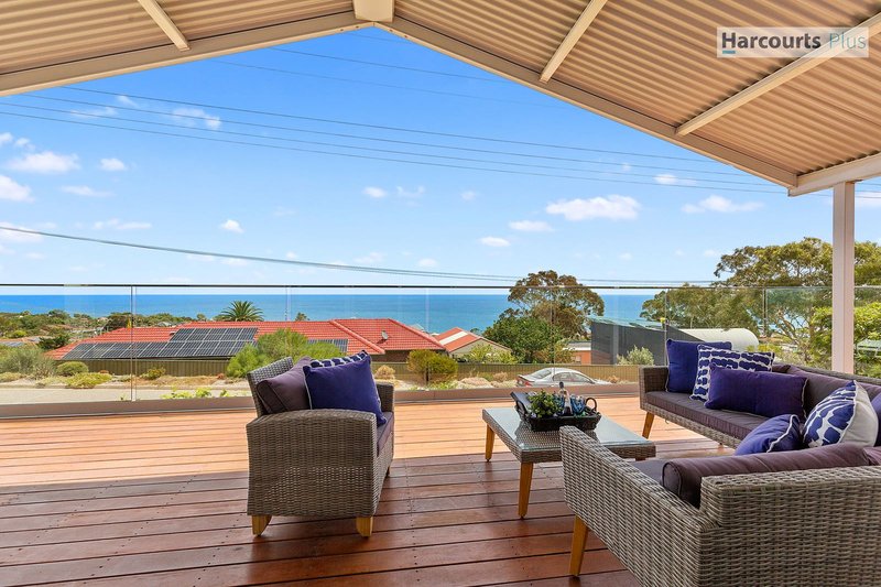 Photo - 10 Burrington Street, Hallett Cove SA 5158 - Image 2