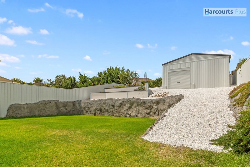 Photo - 10 Burrington Street, Hallett Cove SA 5158 - Image 20