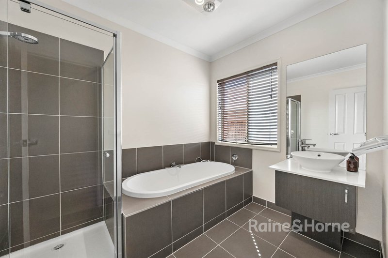 Photo - 10 Burrow Drive, Diggers Rest VIC 3427 - Image 9
