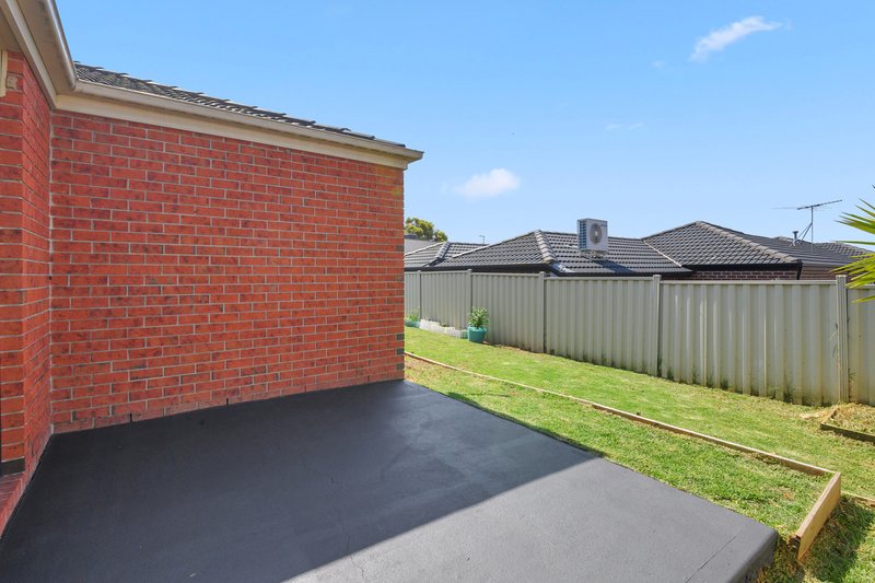 Photo - 10 Cable Circuit, Craigieburn VIC 3064 - Image 12