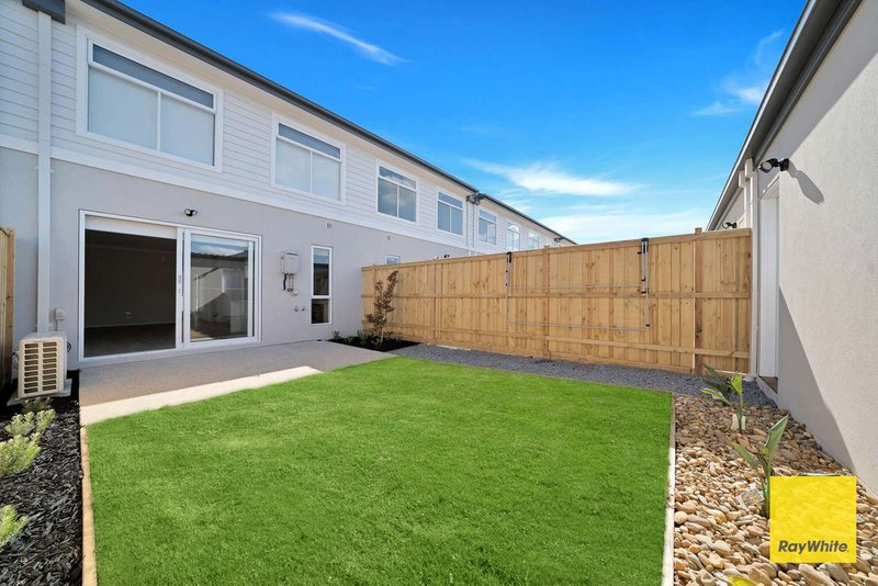 Photo - 10 Cadenza Walk, Tarneit VIC 3029 - Image 15