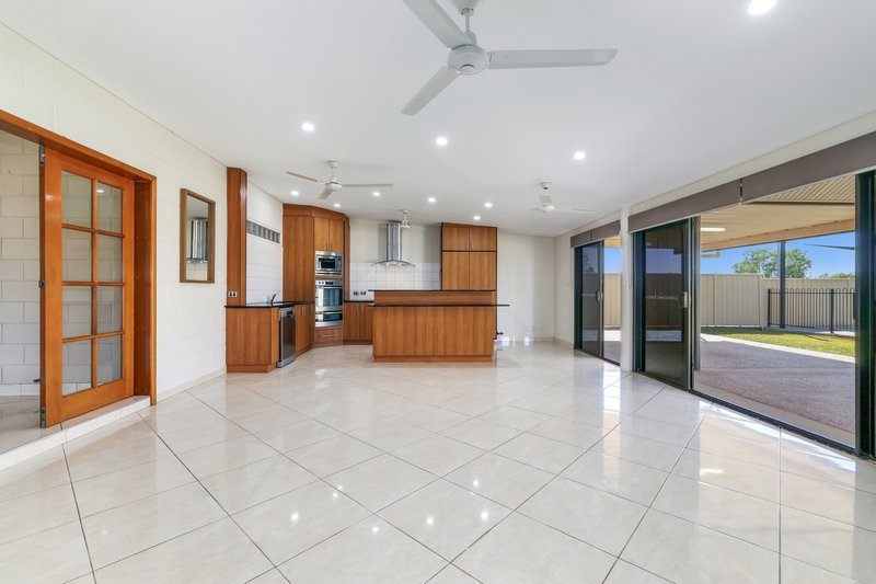 Photo - 10 Callie Court, Rosebery NT 0832 - Image 4