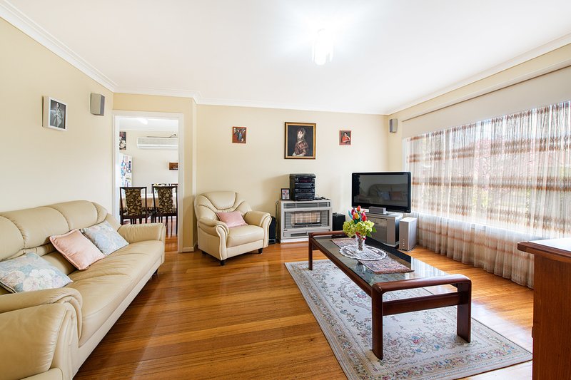 Photo - 10 Camdale Street, Clarinda VIC 3169 - Image 6