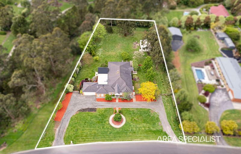 Photo - 10 Camelot Court, Warragul VIC 3820 - Image 3