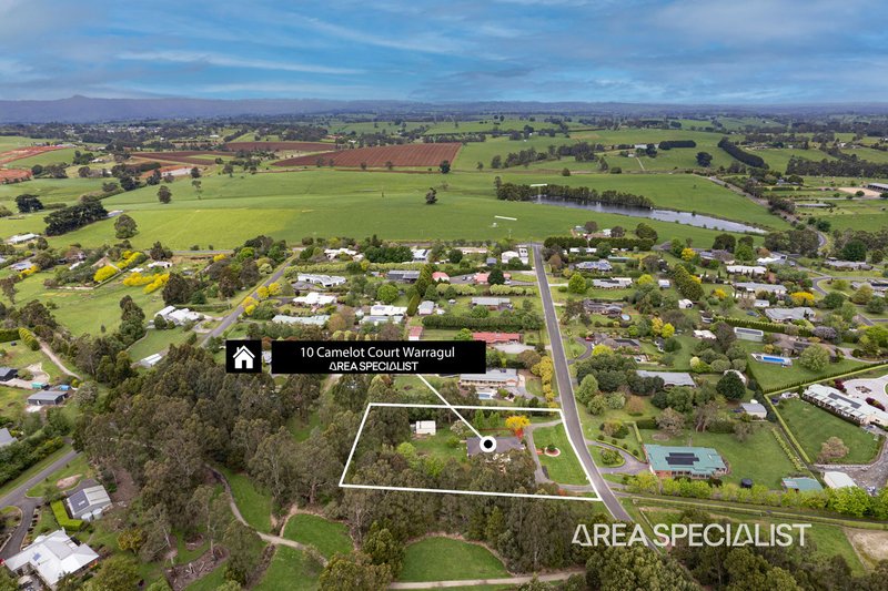 Photo - 10 Camelot Court, Warragul VIC 3820 - Image 35