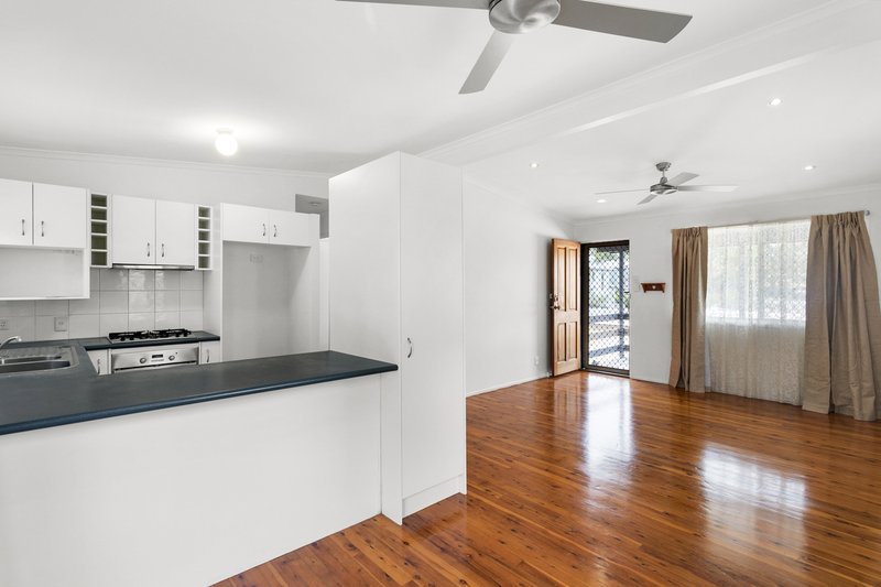 Photo - 10 Camilla Court, Deception Bay QLD 4508 - Image 4