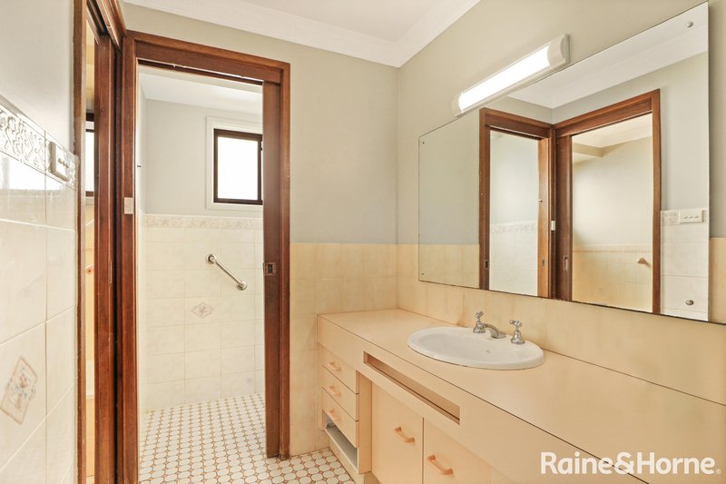 Photo - 10 Campbell Crescent, Moss Vale NSW 2577 - Image 7