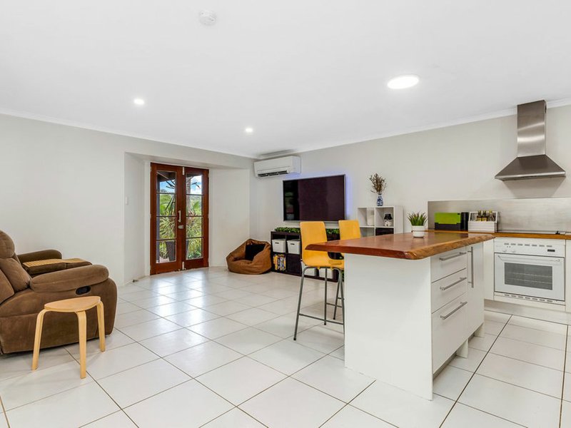 Photo - 10 Campese Terrace, Nambour QLD 4560 - Image 6