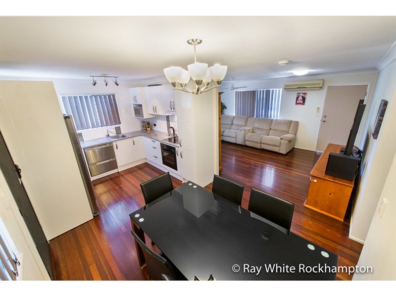 Photo - 10 Cant Street, Kawana QLD 4701 - Image 5