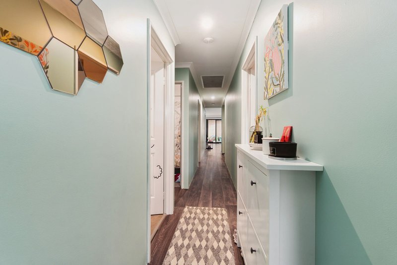Photo - 10 Caraway Approach, Dayton WA 6055 - Image 7