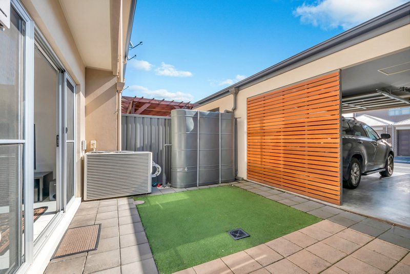 Photo - 10 Carbone Terrace, St Clair SA 5011 - Image 11