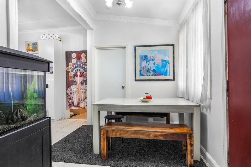 Photo - 10 Carlisle Street, Leichhardt NSW 2040 - Image 4