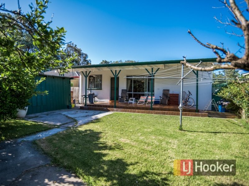 Photo - 10 Carlton Road, Dandenong North VIC 3175 - Image 8