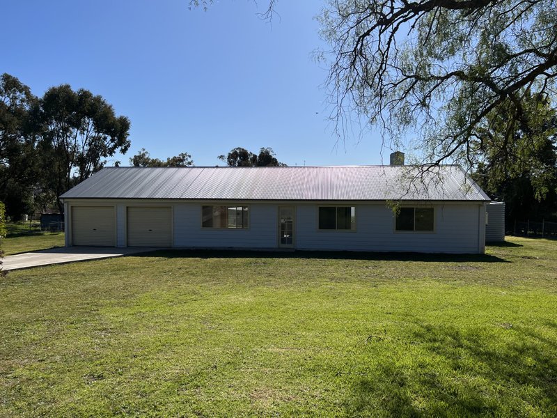 10 Carrington Street  (Woodstock) , Cowra NSW 2794