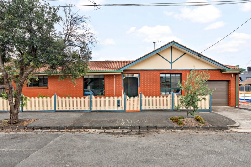 10 Carron Street, Coburg VIC 3058