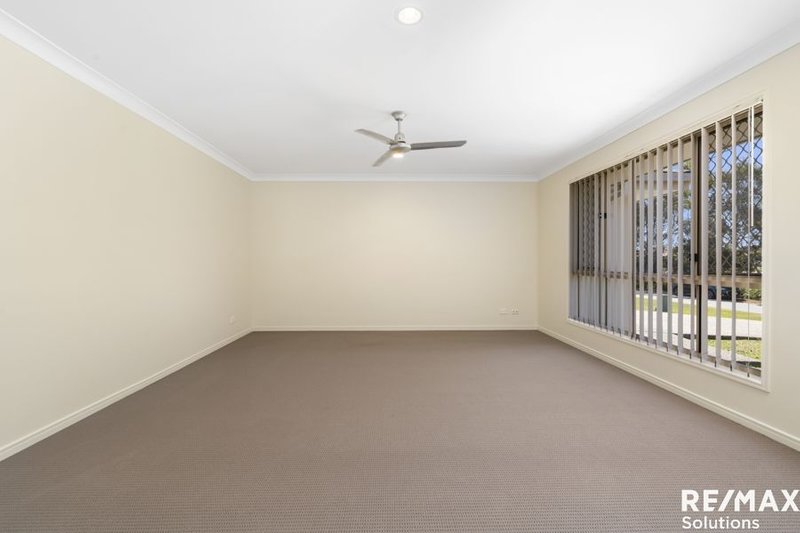 Photo - 10 Carruthers Court, Bray Park QLD 4500 - Image 2