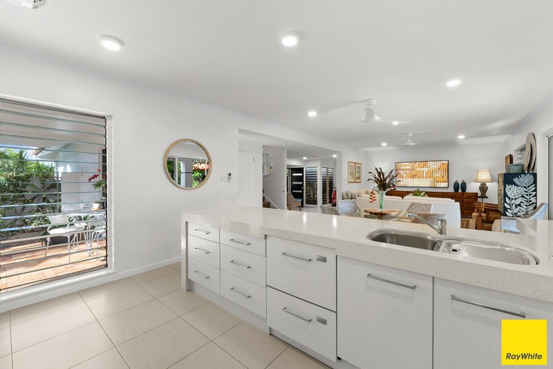 Photo - 10 Cascade Avenue, Kewarra Beach QLD 4879 - Image 11