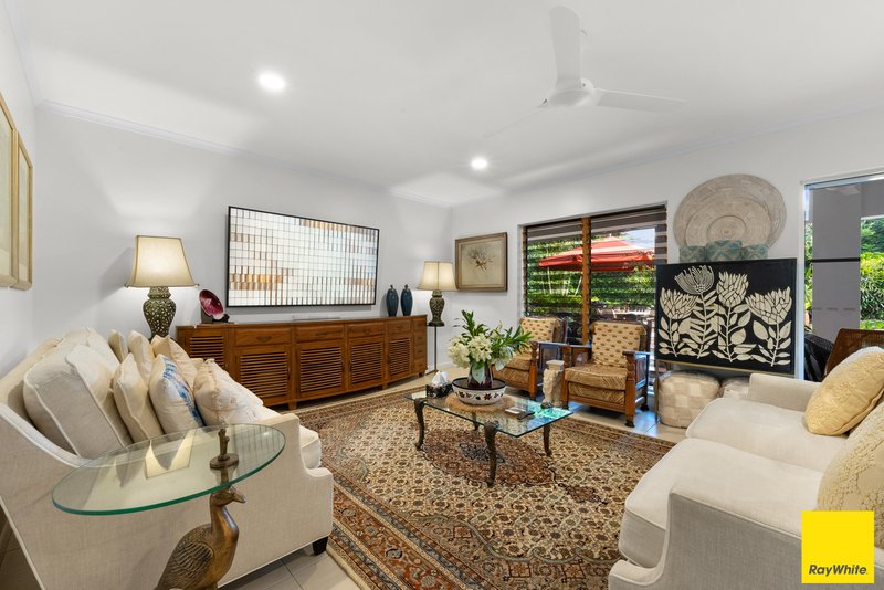 Photo - 10 Cascade Avenue, Kewarra Beach QLD 4879 - Image 14