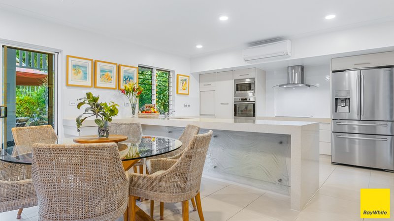 Photo - 10 Cascade Avenue, Kewarra Beach QLD 4879 - Image 16