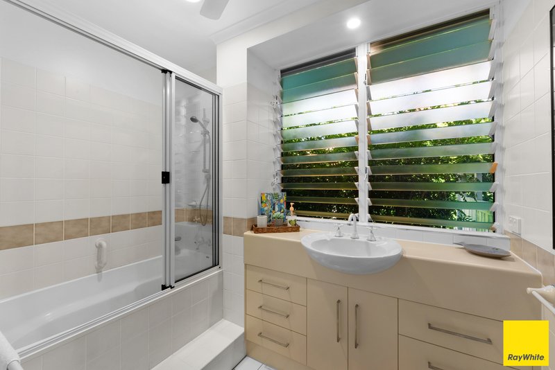 Photo - 10 Cascade Avenue, Kewarra Beach QLD 4879 - Image 26