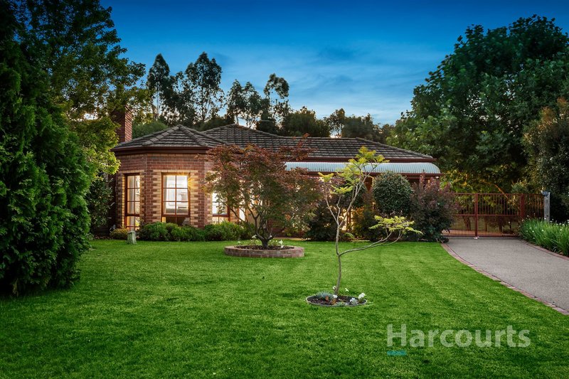 10 Cash Fues Place, Wantirna VIC 3152