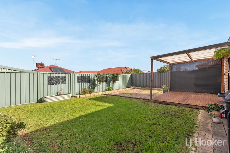 Photo - 10 Cassia Street, Munno Para West SA 5115 - Image 16
