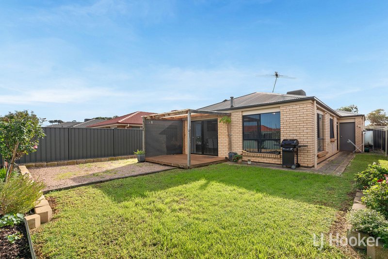 Photo - 10 Cassia Street, Munno Para West SA 5115 - Image 17