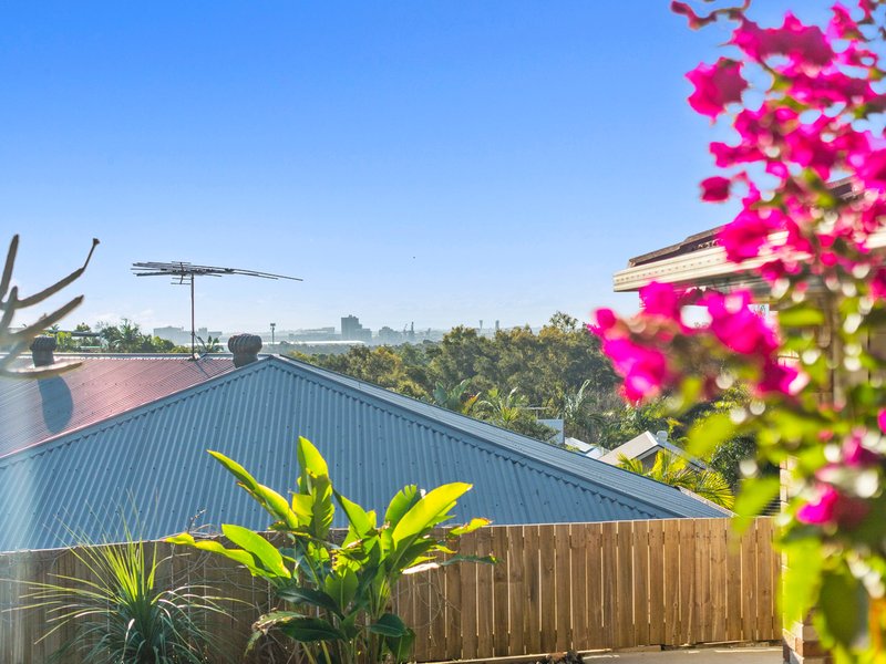 Photo - 10 Cassiopeia Place, Wynnum QLD 4178 - Image 27