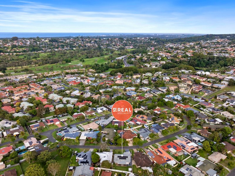 Photo - 10 Casuarina Drive, Banora Point NSW 2486 - Image 18