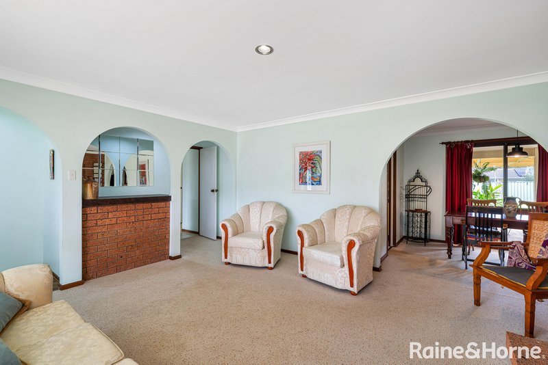 Photo - 10 Cavalier Parade, Bomaderry NSW 2541 - Image 3