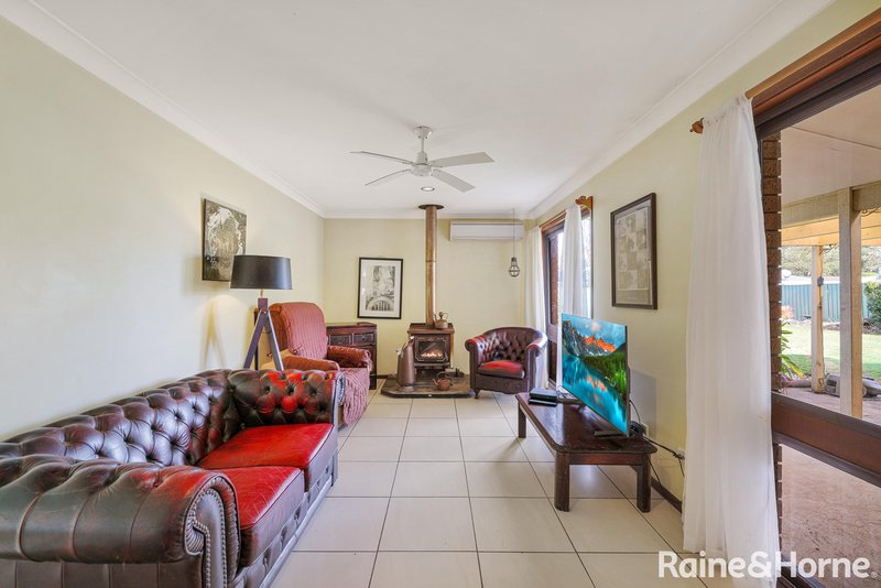 Photo - 10 Cavalier Parade, Bomaderry NSW 2541 - Image 5