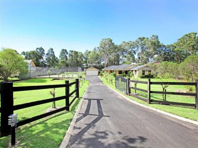 10 Cawdor Farms Road, Grasmere NSW 2570