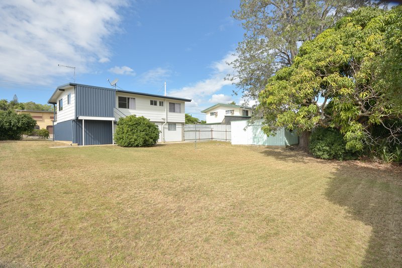 Photo - 10 Cedar Street, Kin Kora QLD 4680 - Image 12