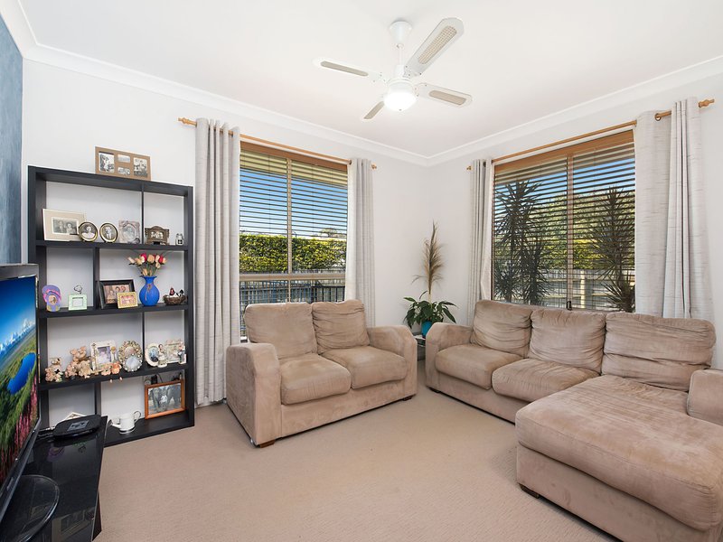 Photo - 10 Chablis Court, Buderim QLD 4556 - Image 5