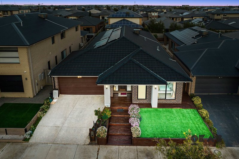 Photo - 10 Challans Street, Truganina VIC 3029 - Image 2