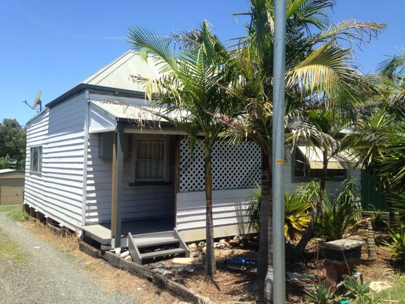 10 Charles Street, Abermain NSW 2326