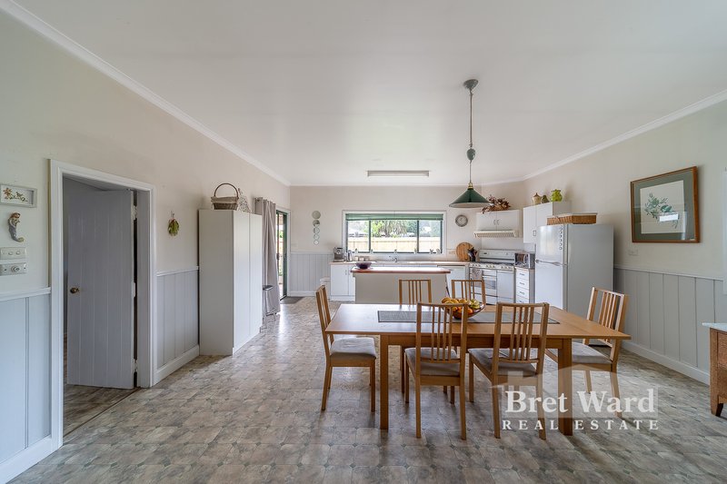 Photo - 10 Charles Street, Lucknow VIC 3875 - Image 14