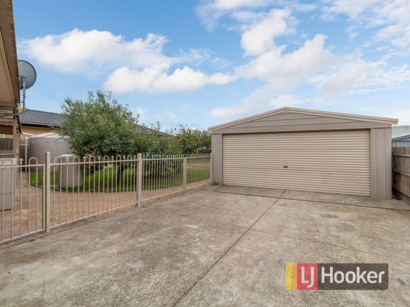 Photo - 10 Charles Street, Pakenham VIC 3810 - Image 12