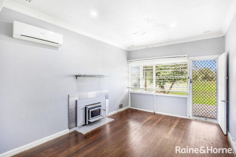 Photo - 10 Charterhouse Street, Carey Park WA 6230 - Image 3