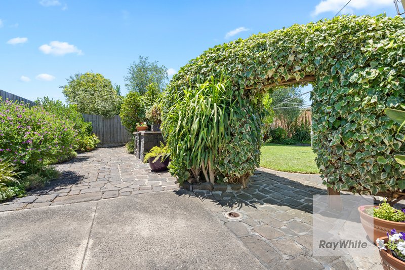 Photo - 10 Chaucer Crescent, Bundoora VIC 3083 - Image 9