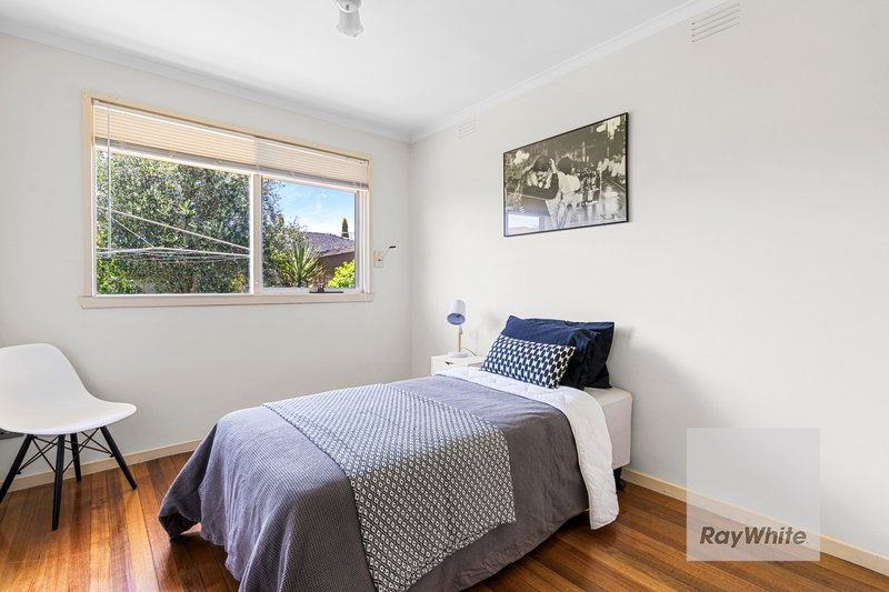 Photo - 10 Chaucer Crescent, Bundoora VIC 3083 - Image 14