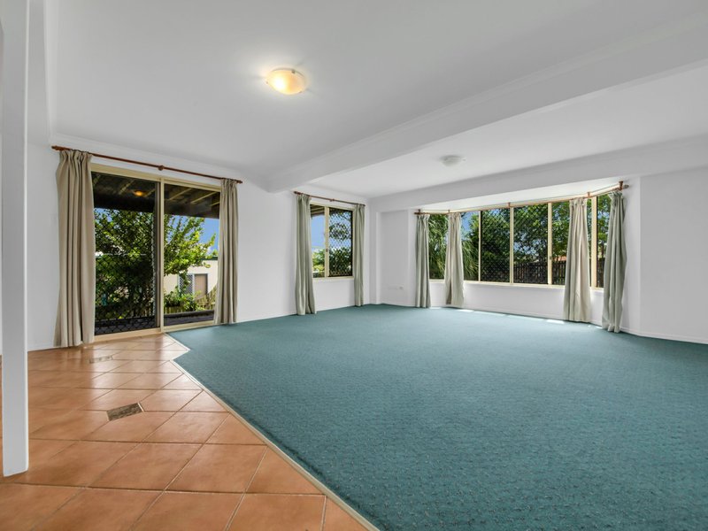 Photo - 10 Chauvel Court, Boyne Island QLD 4680 - Image 16