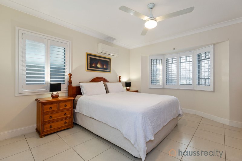 Photo - 10 Chelmer Street East , Chelmer QLD 4068 - Image 15