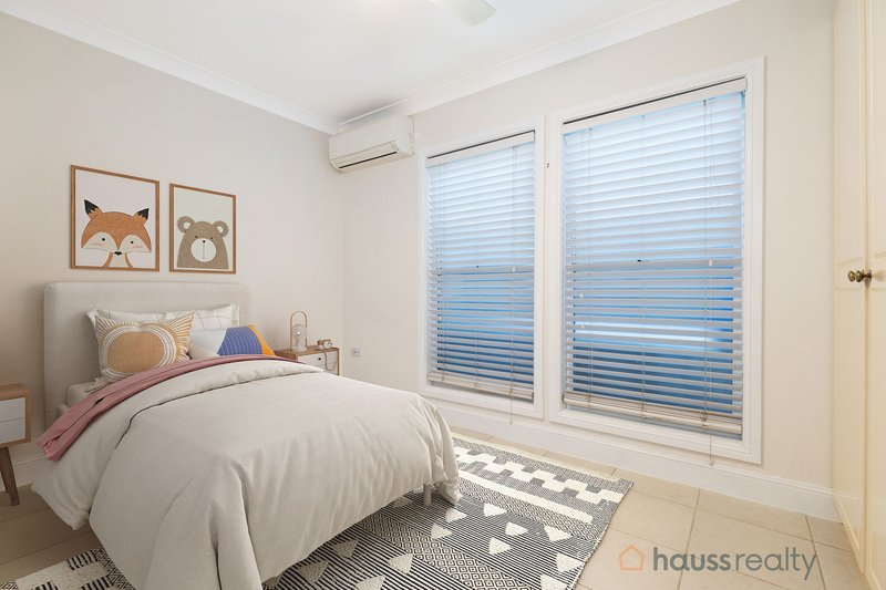 Photo - 10 Chelmer Street East , Chelmer QLD 4068 - Image 17