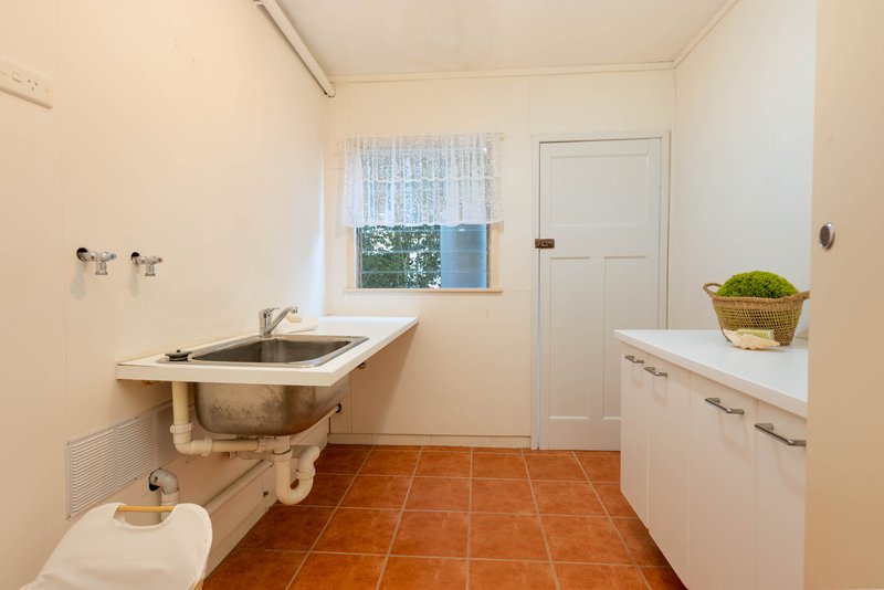 Photo - 10 Chelmsford Avenue, Ipswich QLD 4305 - Image 17